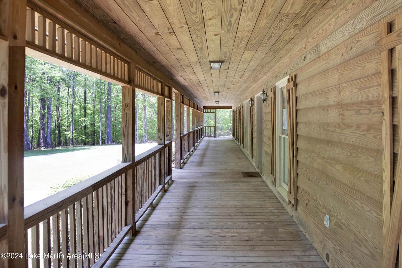 https://bt-photos.global.ssl.fastly.net/lakemartin/1280_boomver_1_24-1437-2.jpg