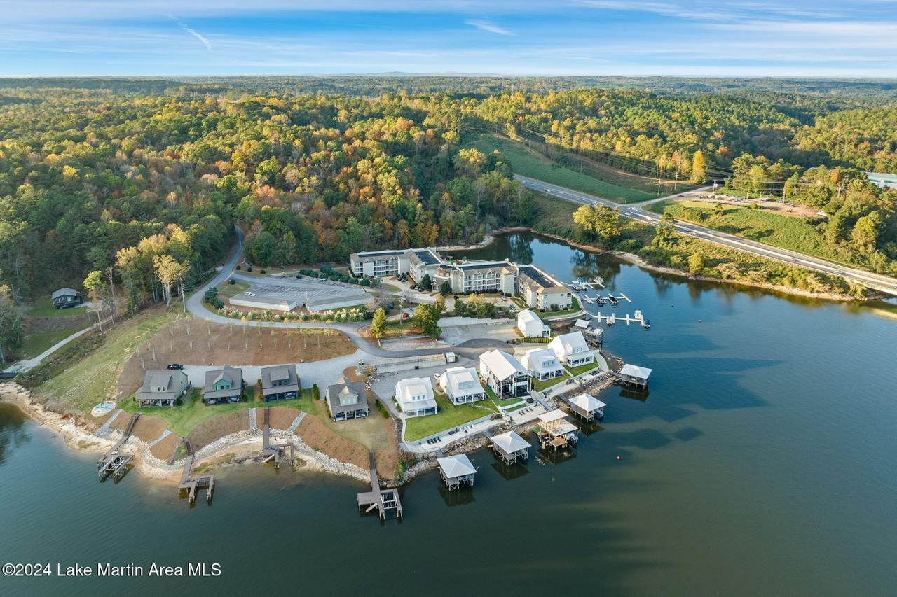 https://bt-photos.global.ssl.fastly.net/lakemartin/1280_boomver_1_24-1442-2.jpg