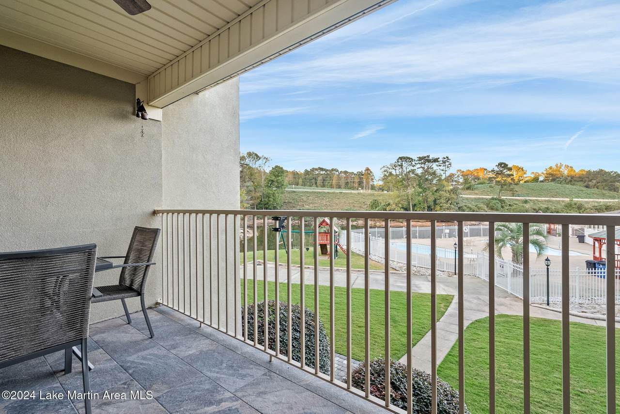 https://bt-photos.global.ssl.fastly.net/lakemartin/1280_boomver_1_24-1442-2.jpg