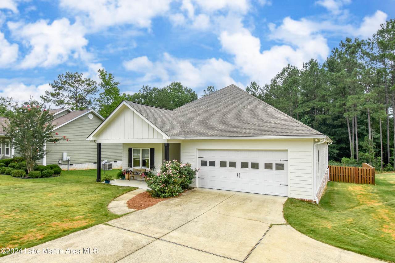 133 Magnolia Estates Dr - Photo 1