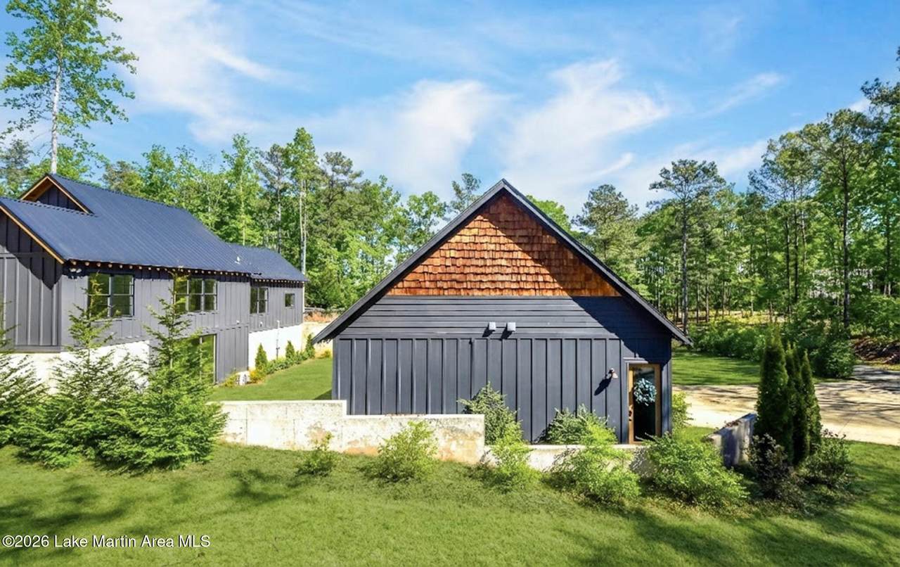 https://bt-photos.global.ssl.fastly.net/lakemartin/1280_boomver_1_24-1466-2.jpg