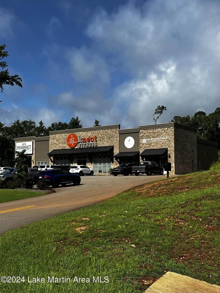 https://bt-photos.global.ssl.fastly.net/lakemartin/1280_boomver_1_24-909-2.jpg