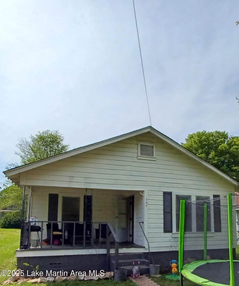https://bt-photos.global.ssl.fastly.net/lakemartin/1280_boomver_1_25-1637-2.jpg