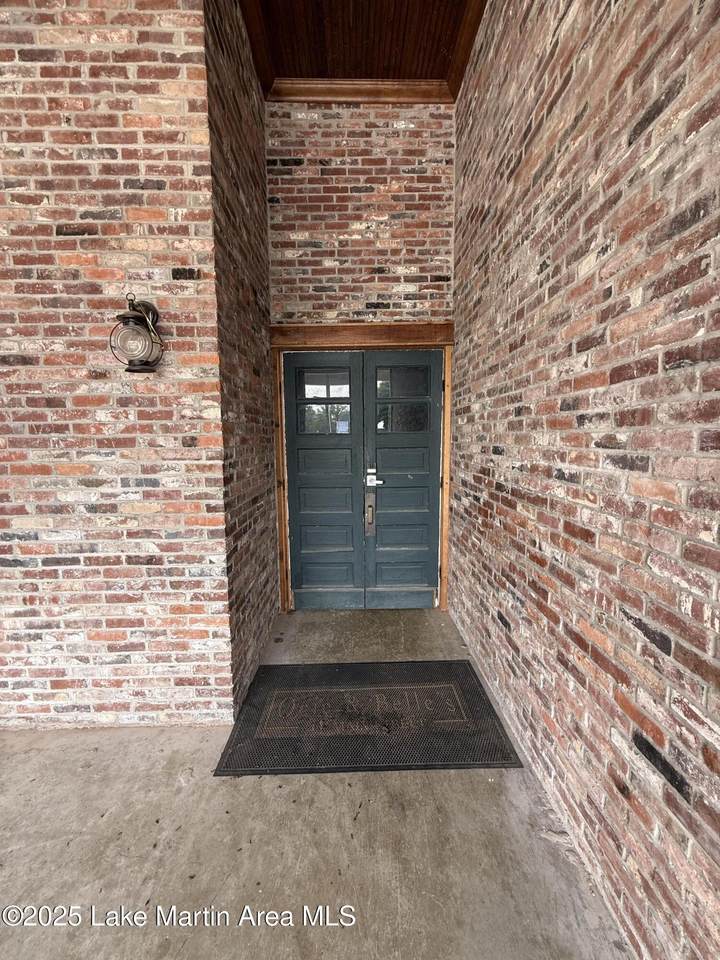 https://bt-photos.global.ssl.fastly.net/lakemartin/1280_boomver_1_25-1758-2.jpg