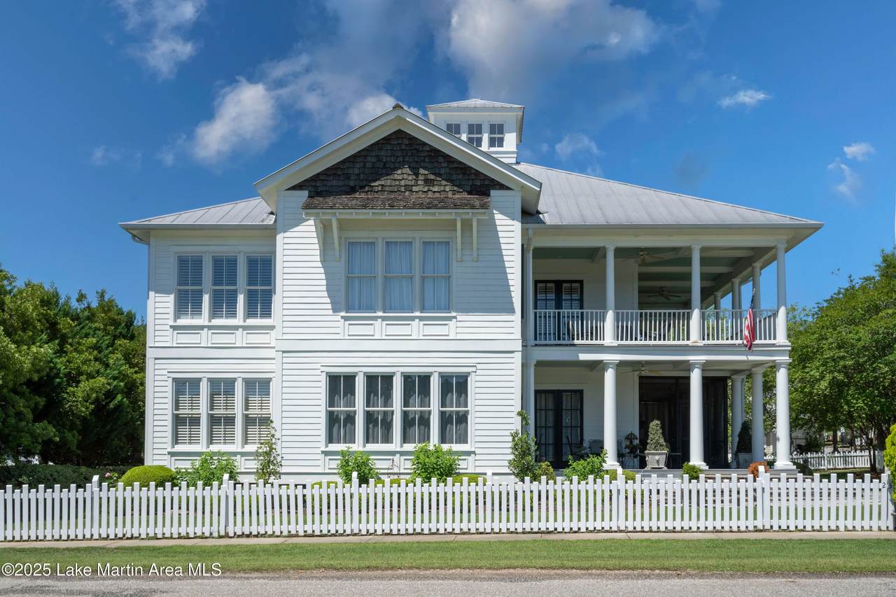 https://bt-photos.global.ssl.fastly.net/lakemartin/1280_boomver_1_25-1803-2.jpg