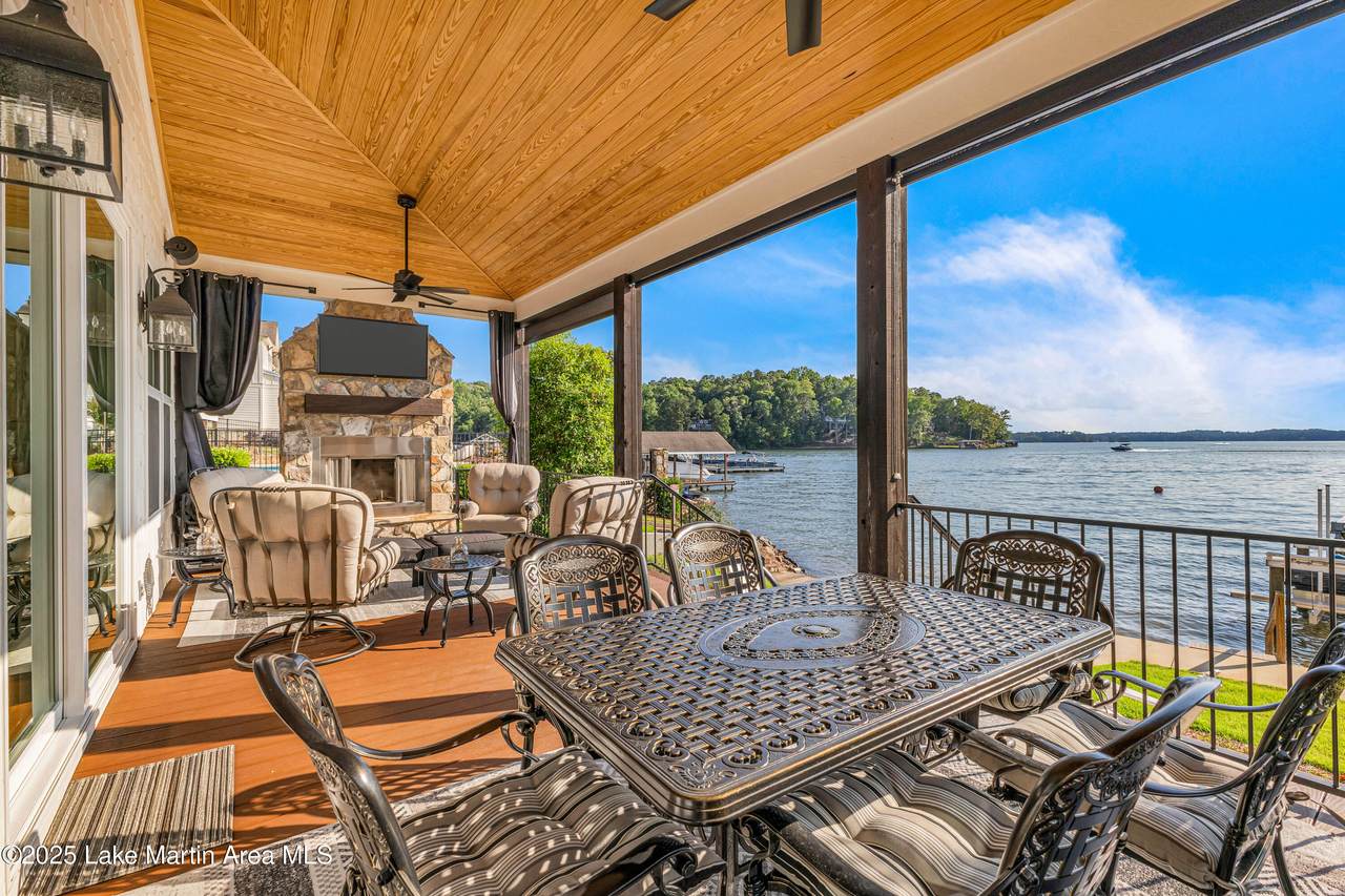 https://bt-photos.global.ssl.fastly.net/lakemartin/1280_boomver_1_25-1810-2.jpg