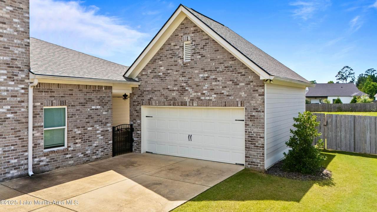 https://bt-photos.global.ssl.fastly.net/lakemartin/1280_boomver_1_25-1834-2.jpg