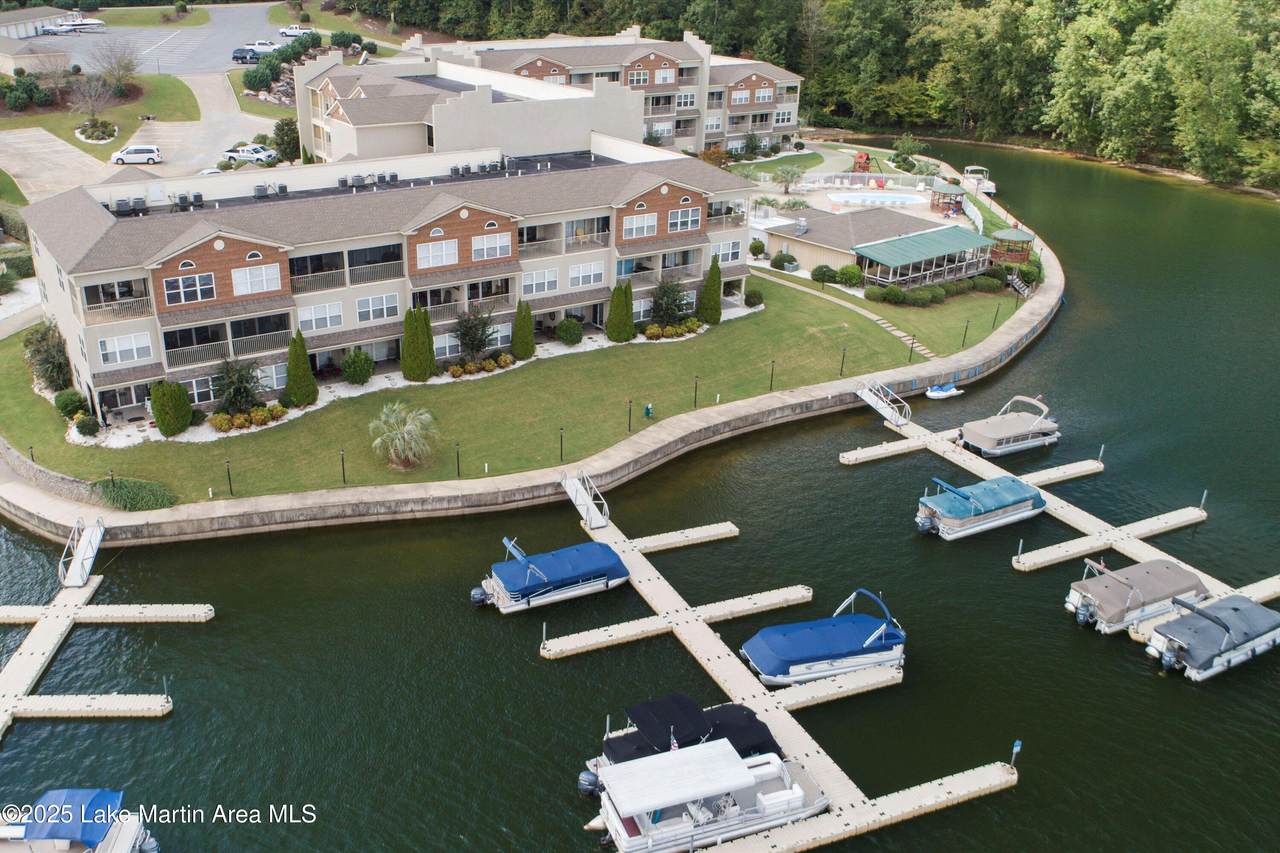 https://bt-photos.global.ssl.fastly.net/lakemartin/1280_boomver_1_25-1887-2.jpg
