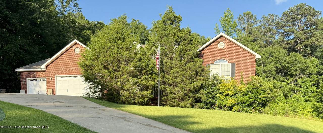 457 S Rd - Photo 1