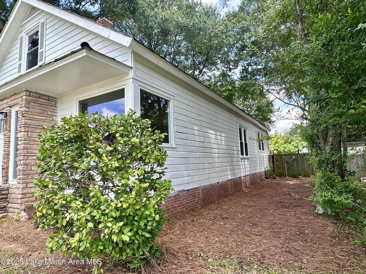 https://bt-photos.global.ssl.fastly.net/lakemartin/1280_boomver_1_25-1918-2.jpg