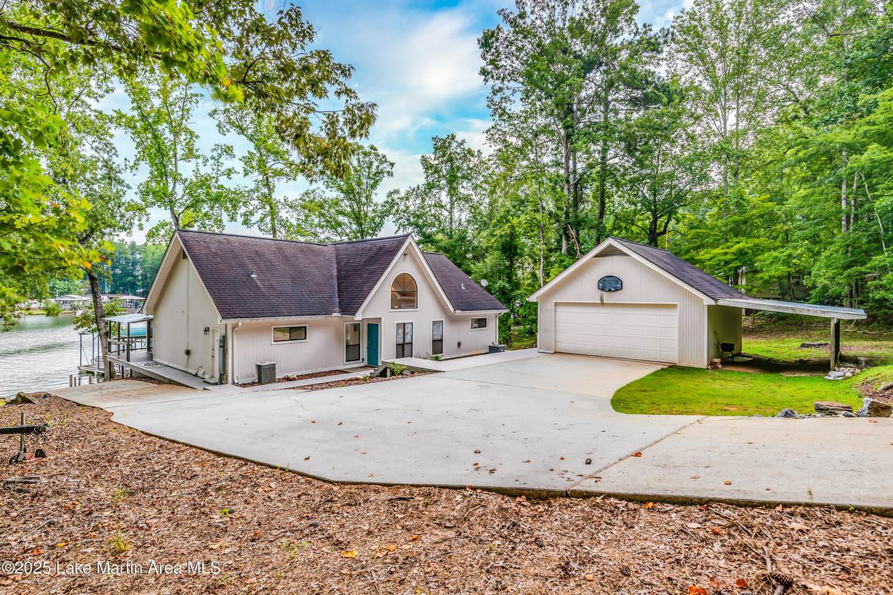 https://bt-photos.global.ssl.fastly.net/lakemartin/1280_boomver_1_25-2147-2.jpg