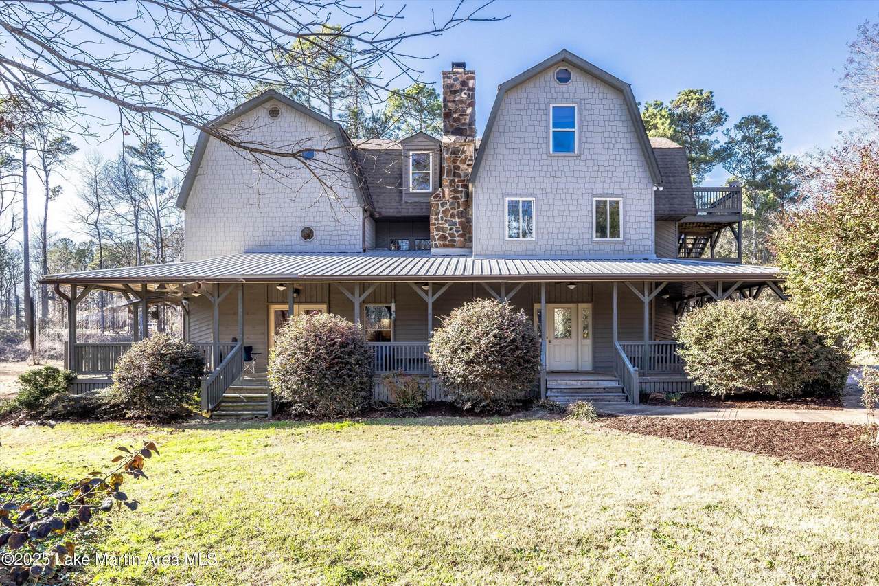 1449 Seals St - Photo 1