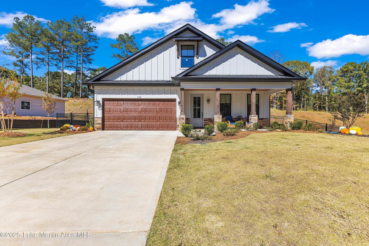 169 Janes Way - Photo 1