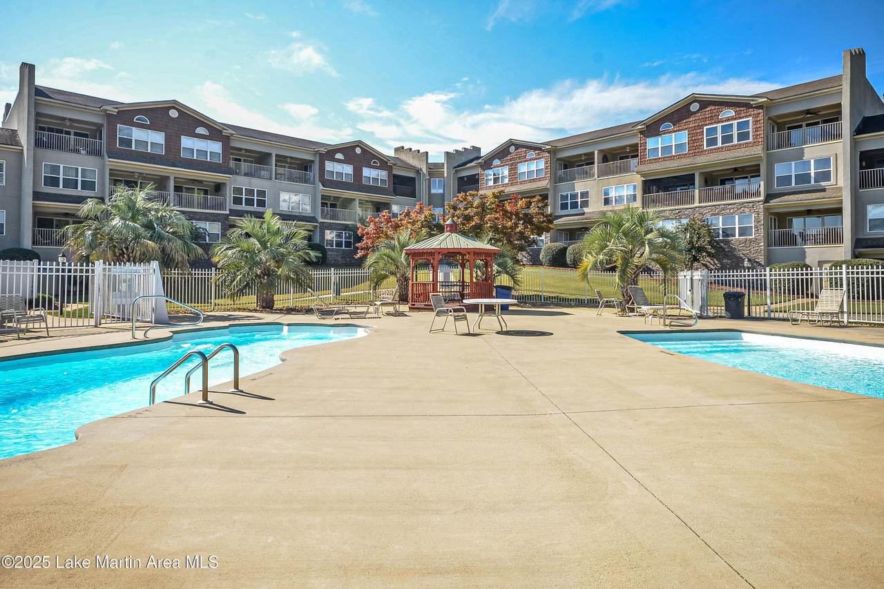 189 Williams Rd. Unit F1 - Photo 1