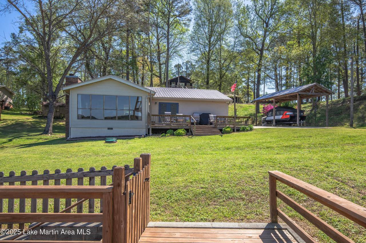 48 Pinecrest Cove - Photo 1