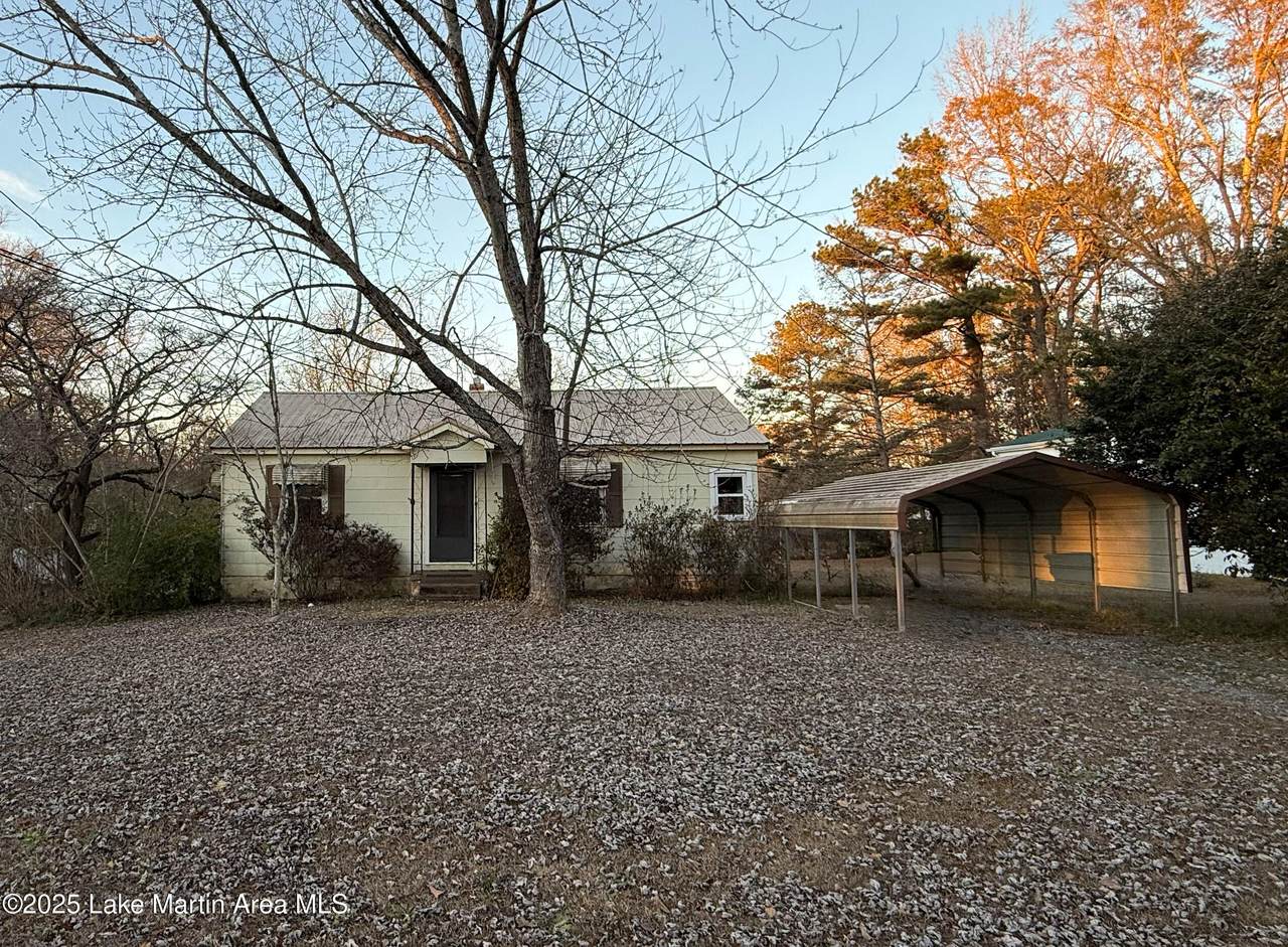 1705 Rebecca Ave - Photo 1