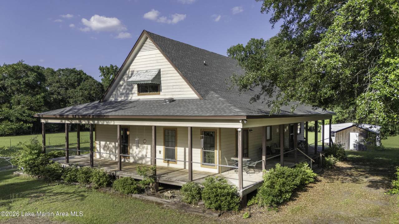 6460 Pineleaf Dr - Photo 1