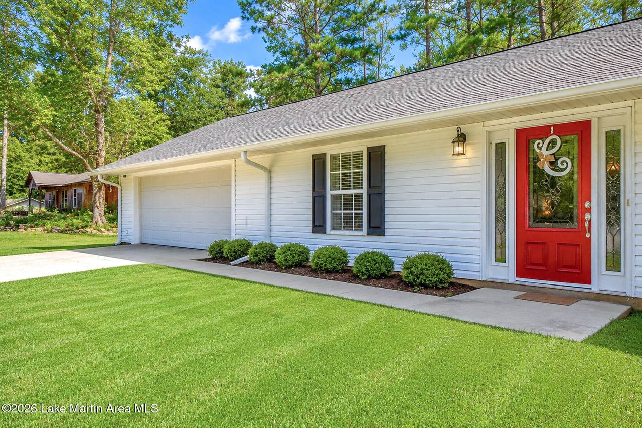 https://bt-photos.global.ssl.fastly.net/lakemartin/1280_boomver_1_26-1043-2.jpg