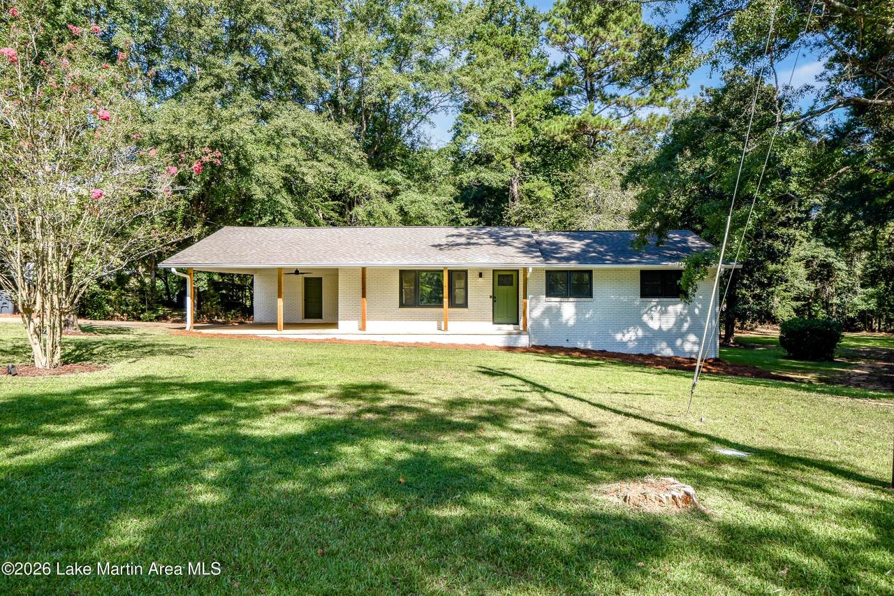 1481 Dawson St - Photo 1