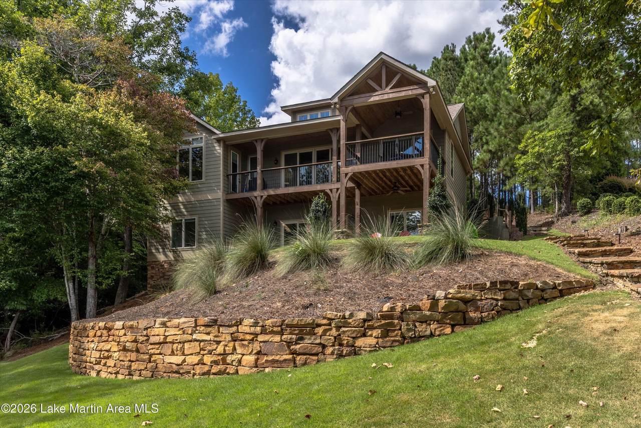 334 Pine Needle Ln - Photo 1