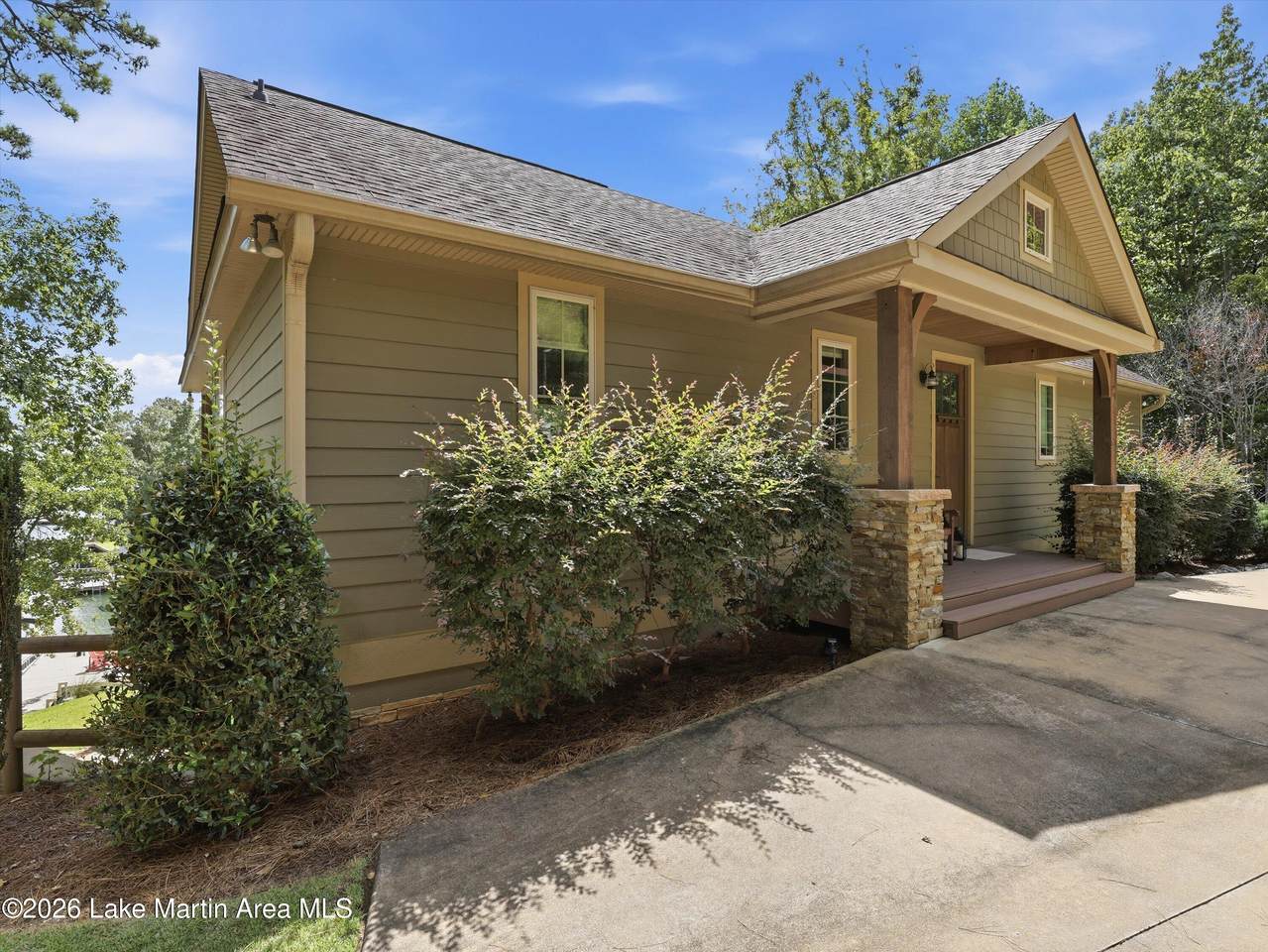 https://bt-photos.global.ssl.fastly.net/lakemartin/1280_boomver_1_26-1070-2.jpg