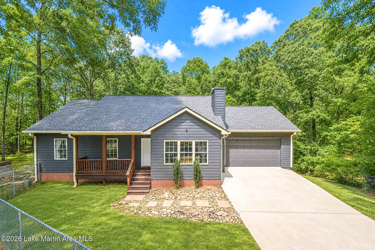 7385 Sanford Rd - Photo 1