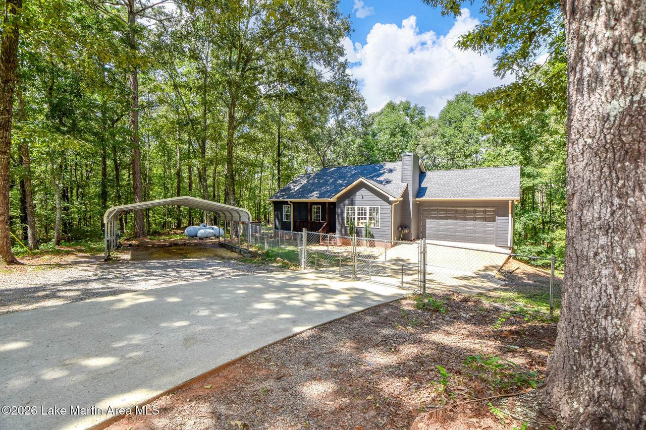 https://bt-photos.global.ssl.fastly.net/lakemartin/1280_boomver_1_26-1074-2.jpg
