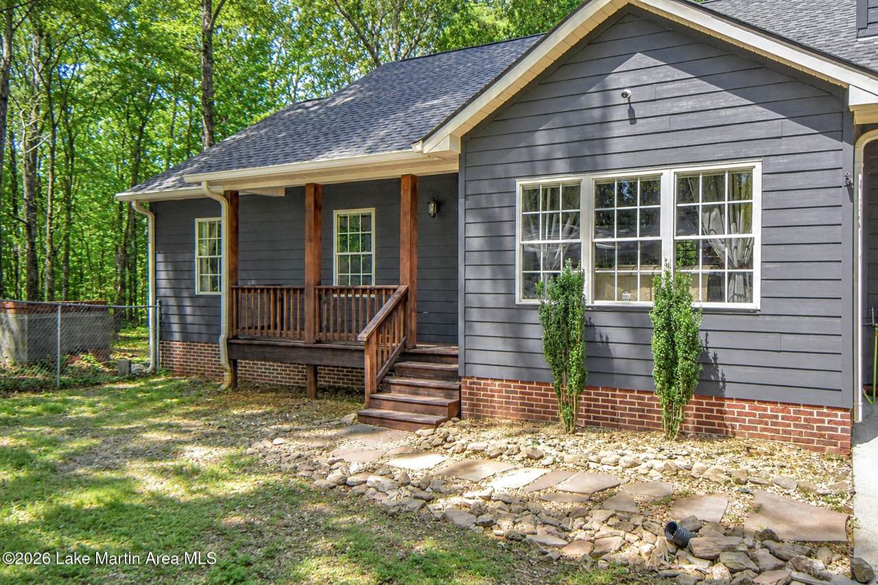 https://bt-photos.global.ssl.fastly.net/lakemartin/1280_boomver_1_26-1074-2.jpg