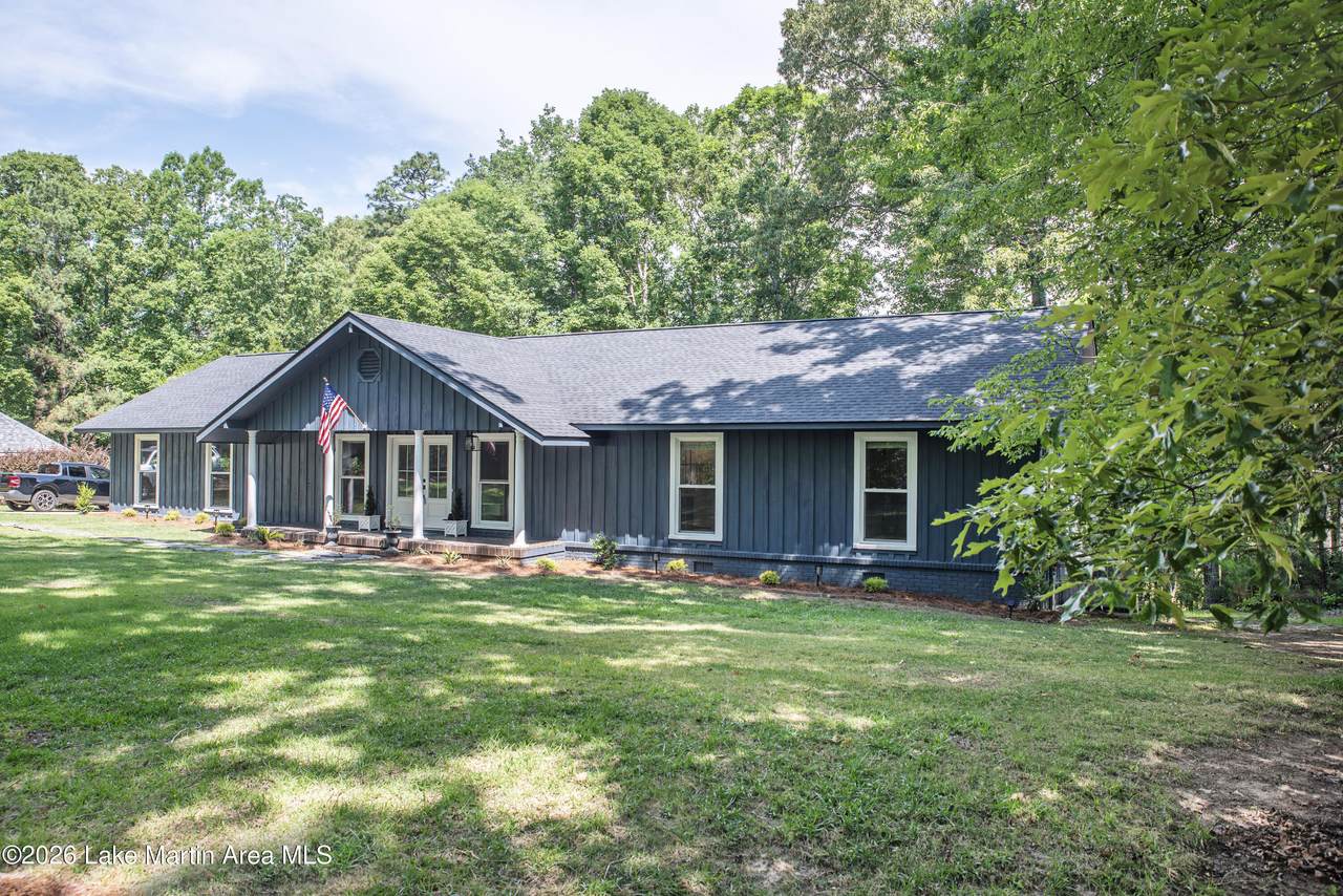 https://bt-photos.global.ssl.fastly.net/lakemartin/1280_boomver_1_26-1104-2.jpg