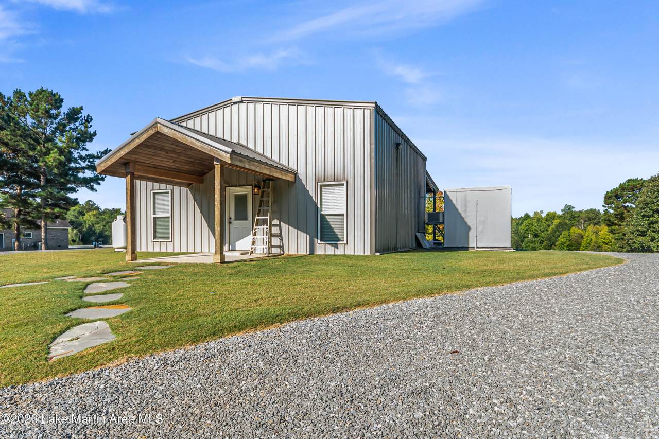 https://bt-photos.global.ssl.fastly.net/lakemartin/1280_boomver_1_26-1109-2.jpg