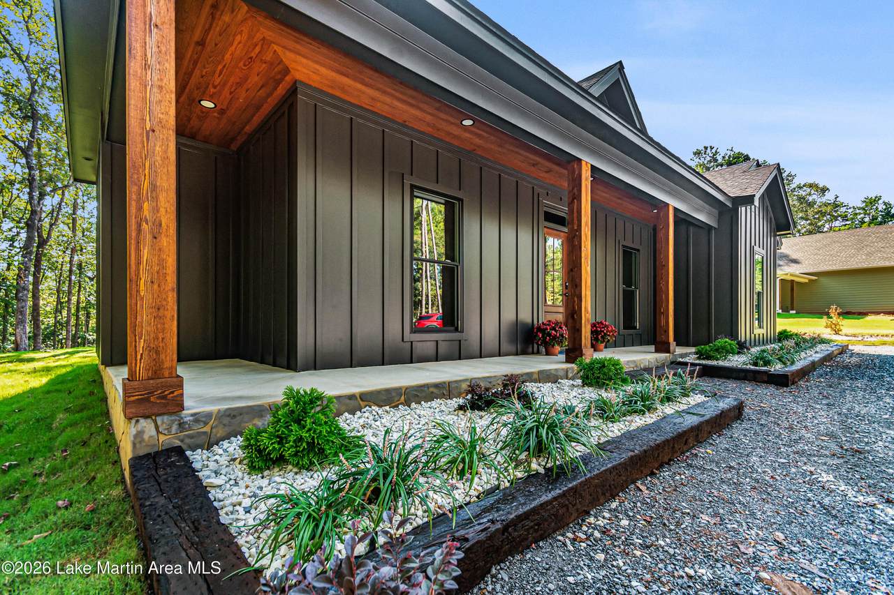 https://bt-photos.global.ssl.fastly.net/lakemartin/1280_boomver_1_26-1112-2.jpg