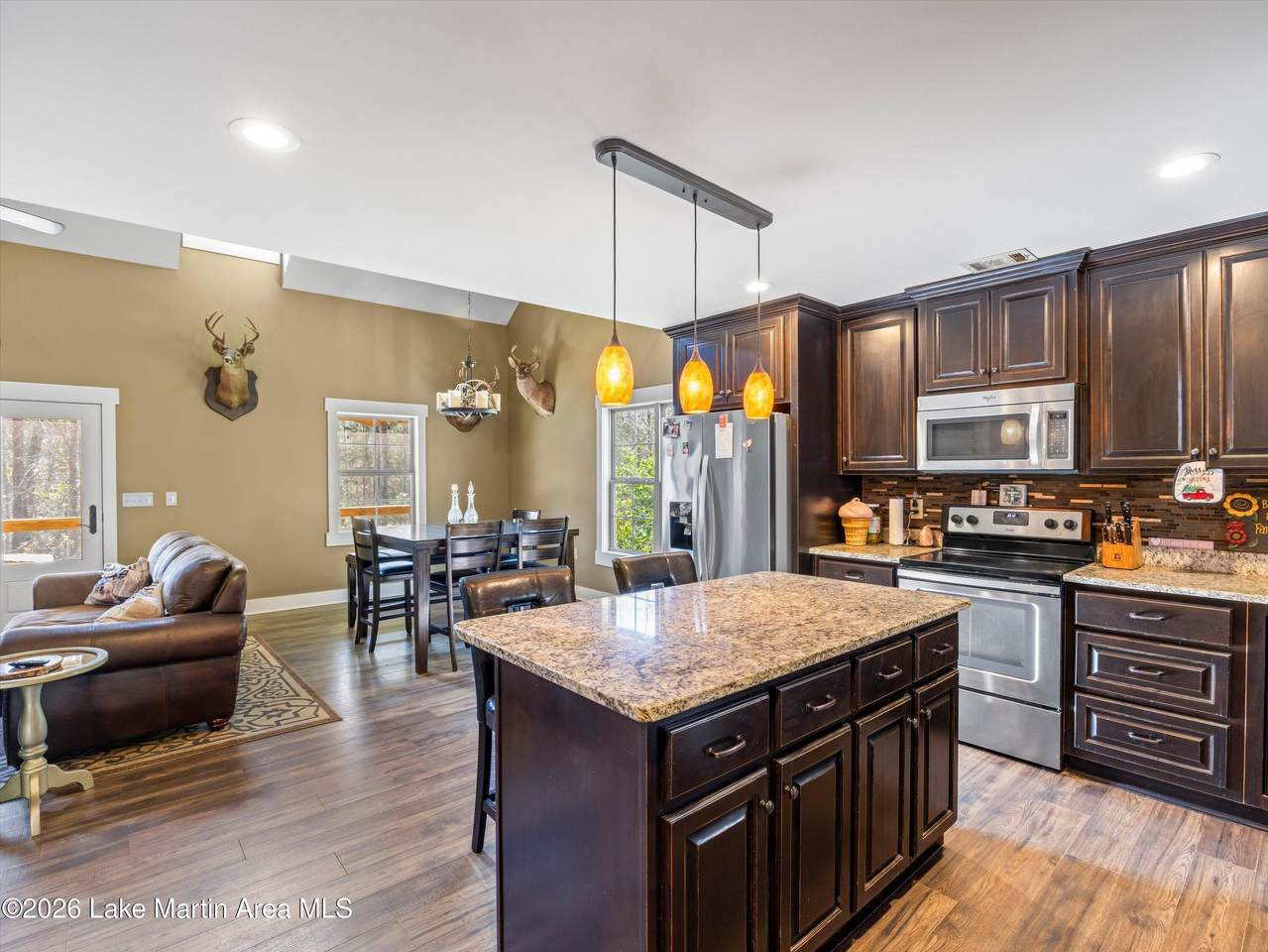 https://bt-photos.global.ssl.fastly.net/lakemartin/1280_boomver_1_26-233-2.jpg