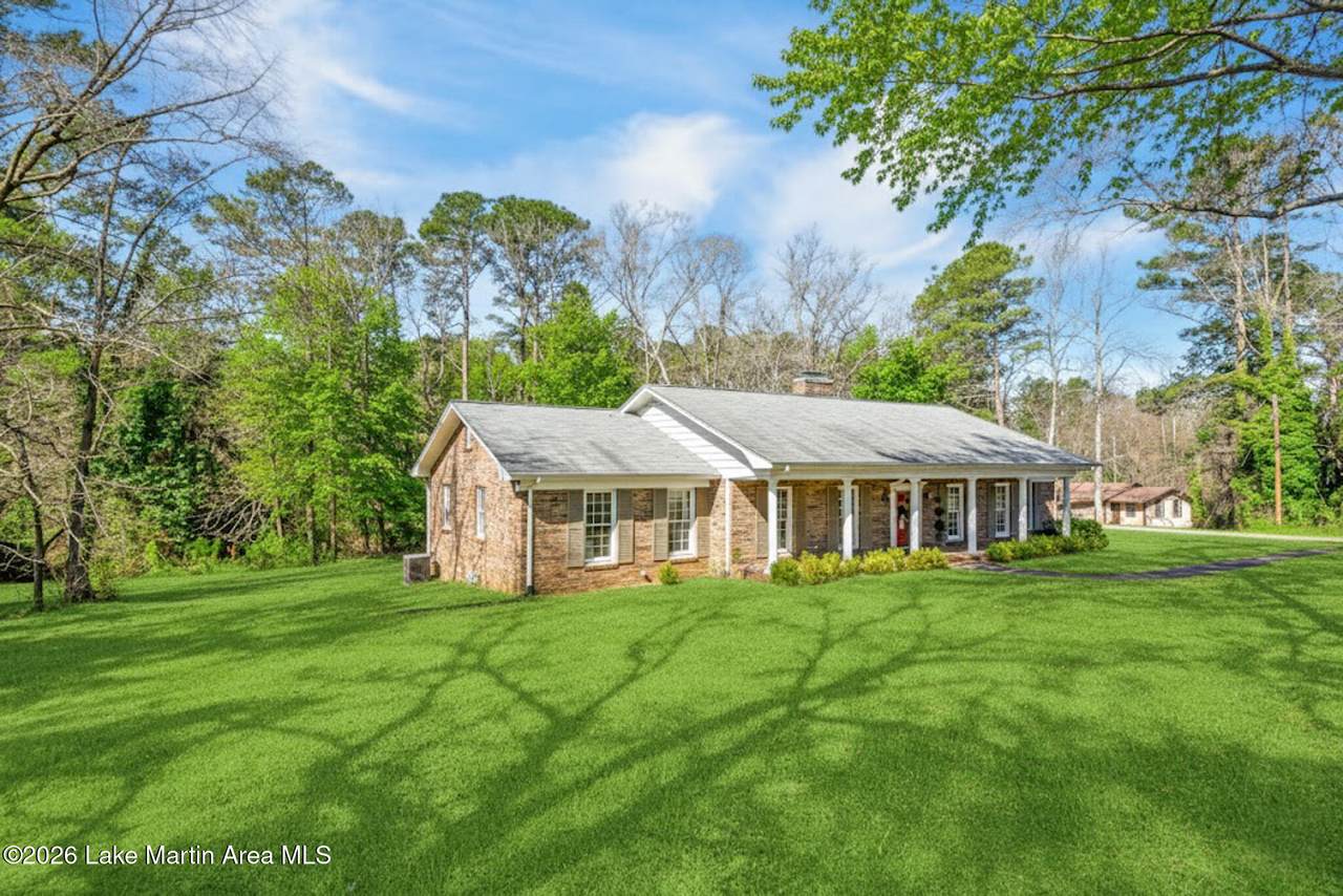 https://bt-photos.global.ssl.fastly.net/lakemartin/1280_boomver_1_26-308-2.jpg