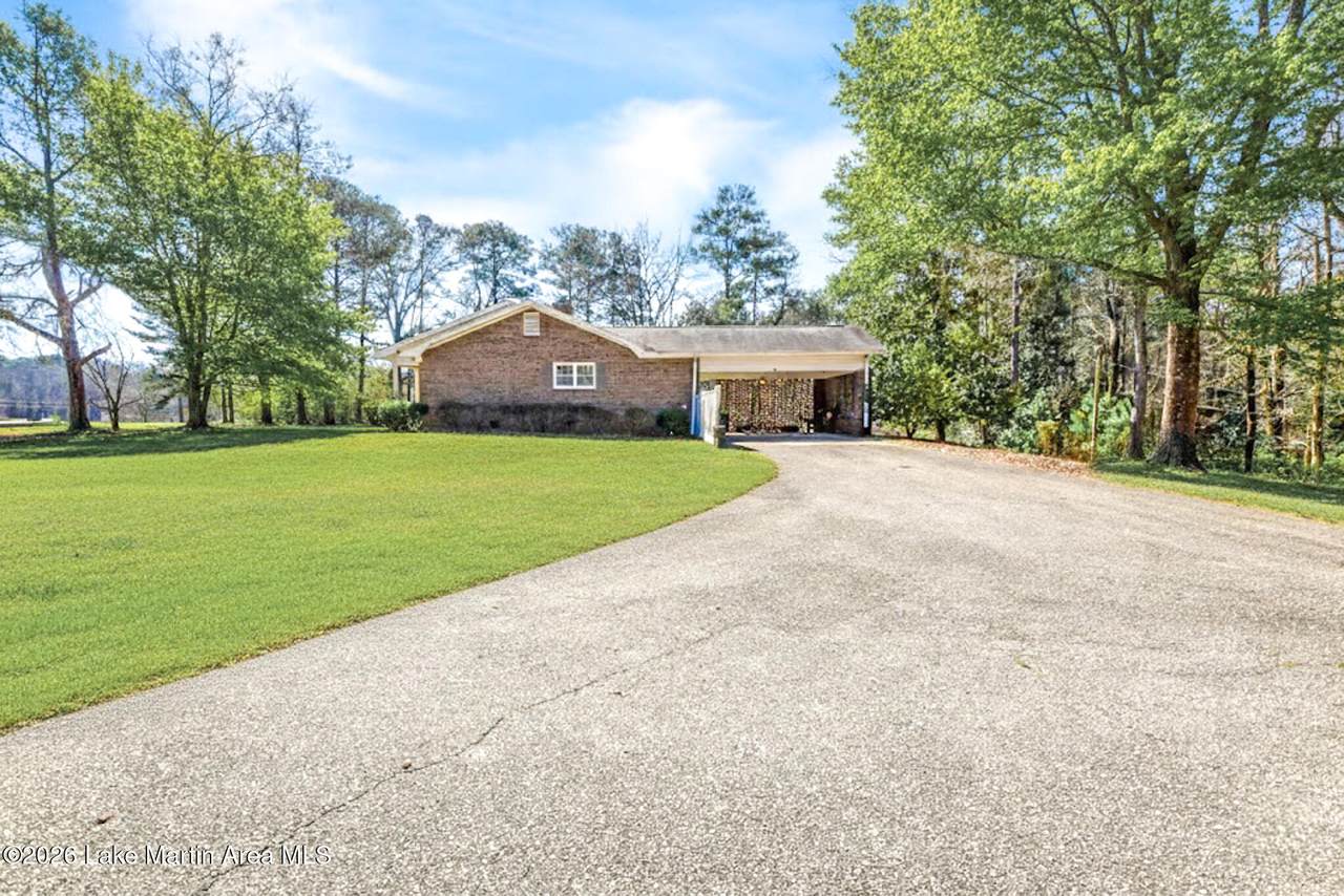 https://bt-photos.global.ssl.fastly.net/lakemartin/1280_boomver_1_26-308-2.jpg