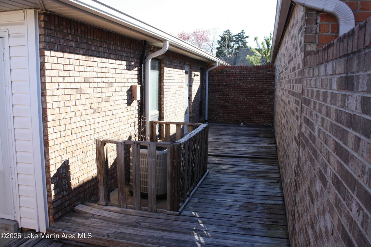 https://bt-photos.global.ssl.fastly.net/lakemartin/1280_boomver_1_26-348-2.jpg