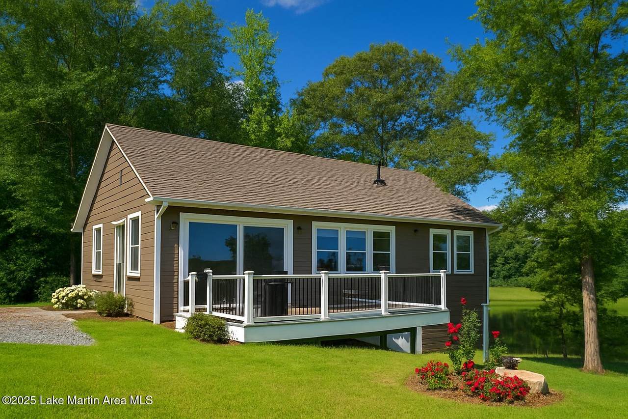 572 Newman Rd - Photo 1
