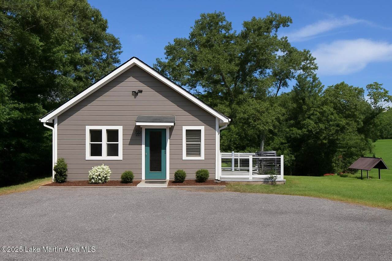 https://bt-photos.global.ssl.fastly.net/lakemartin/1280_boomver_1_26-360-2.jpg