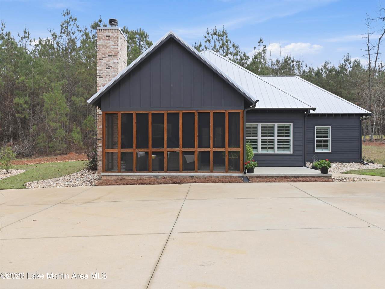 https://bt-photos.global.ssl.fastly.net/lakemartin/1280_boomver_1_26-365-2.jpg