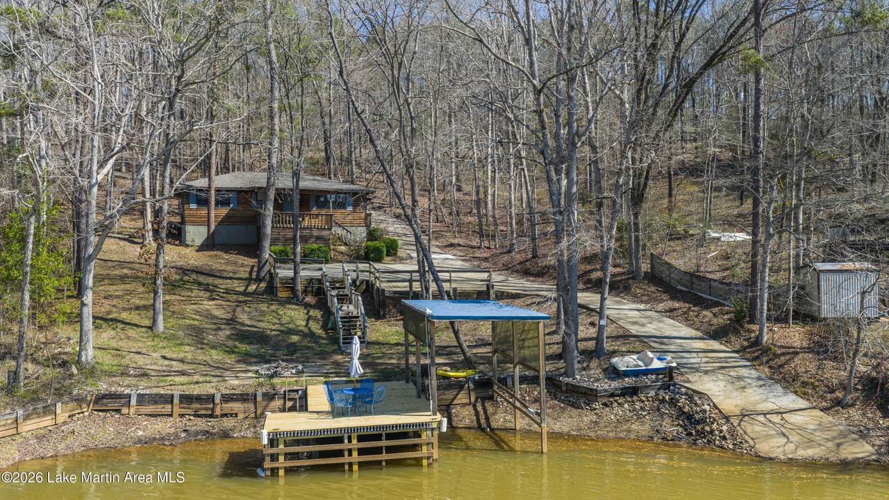https://bt-photos.global.ssl.fastly.net/lakemartin/1280_boomver_1_26-383-2.jpg