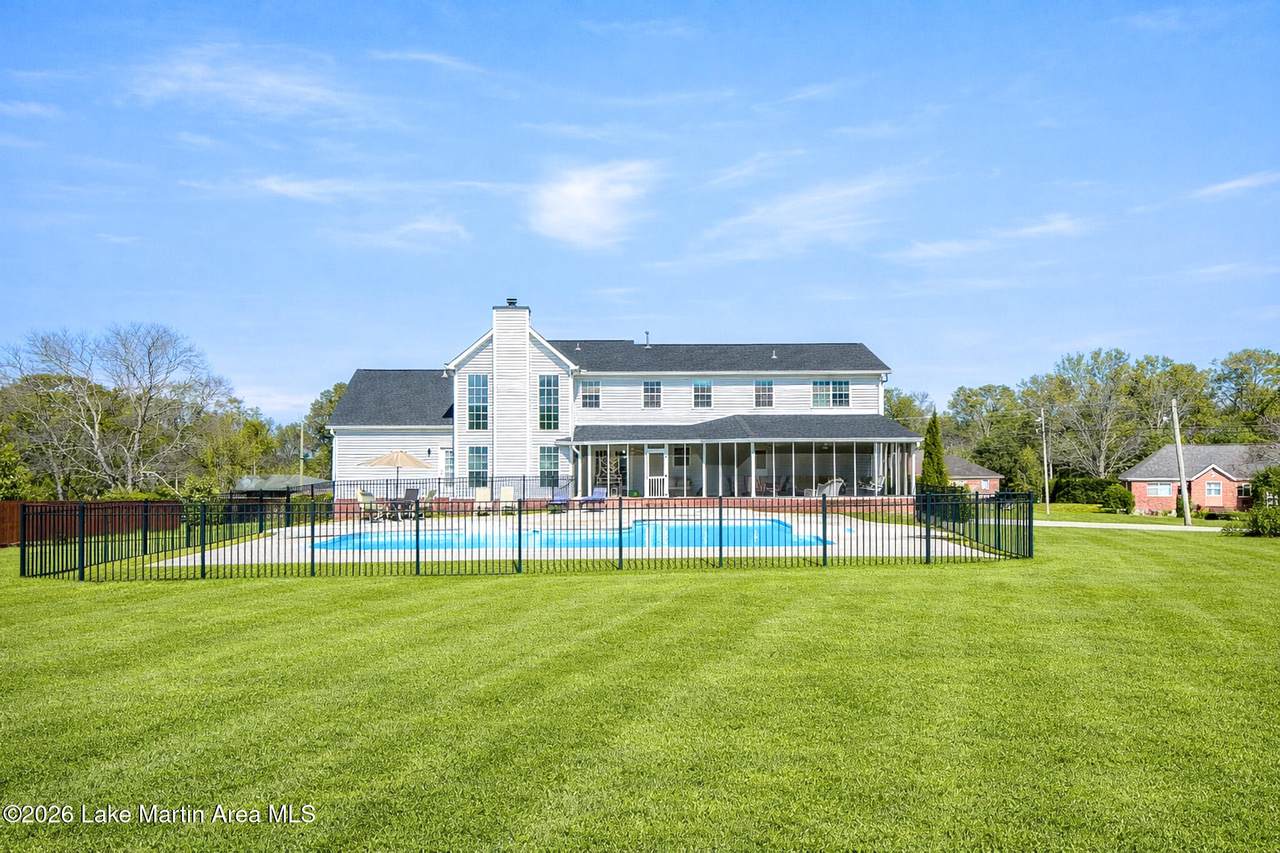 https://bt-photos.global.ssl.fastly.net/lakemartin/1280_boomver_1_26-393-2.jpg