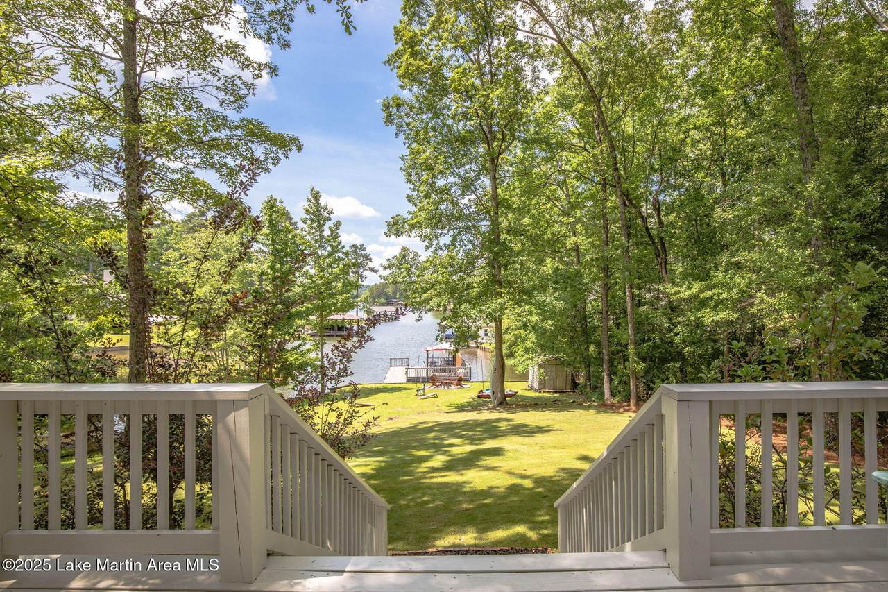 https://bt-photos.global.ssl.fastly.net/lakemartin/1280_boomver_1_26-405-2.jpg