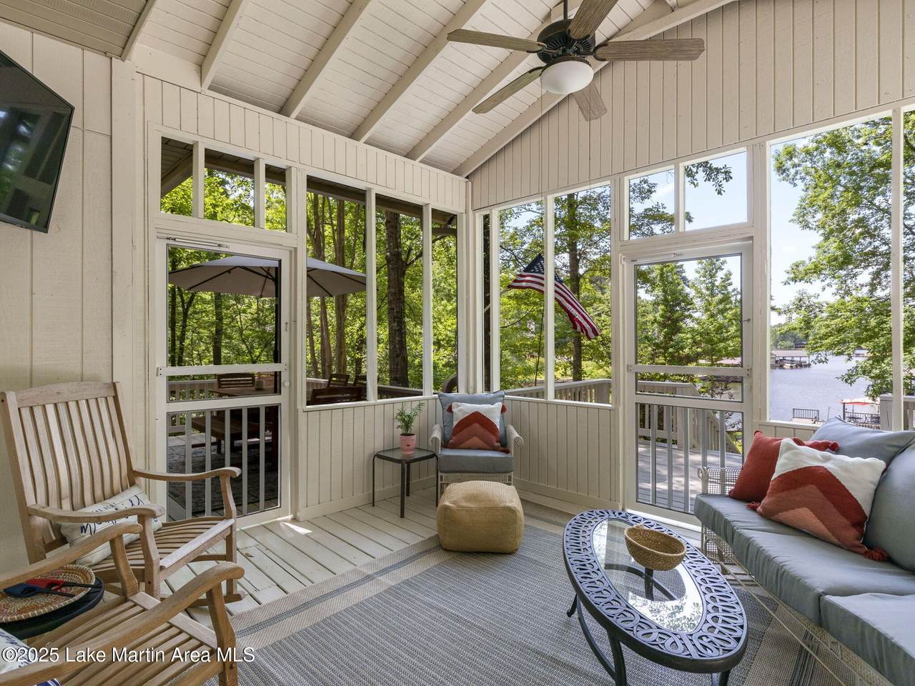 https://bt-photos.global.ssl.fastly.net/lakemartin/1280_boomver_1_26-405-2.jpg