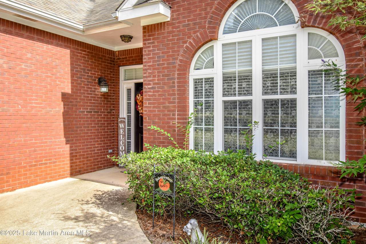 https://bt-photos.global.ssl.fastly.net/lakemartin/1280_boomver_1_26-421-2.jpg