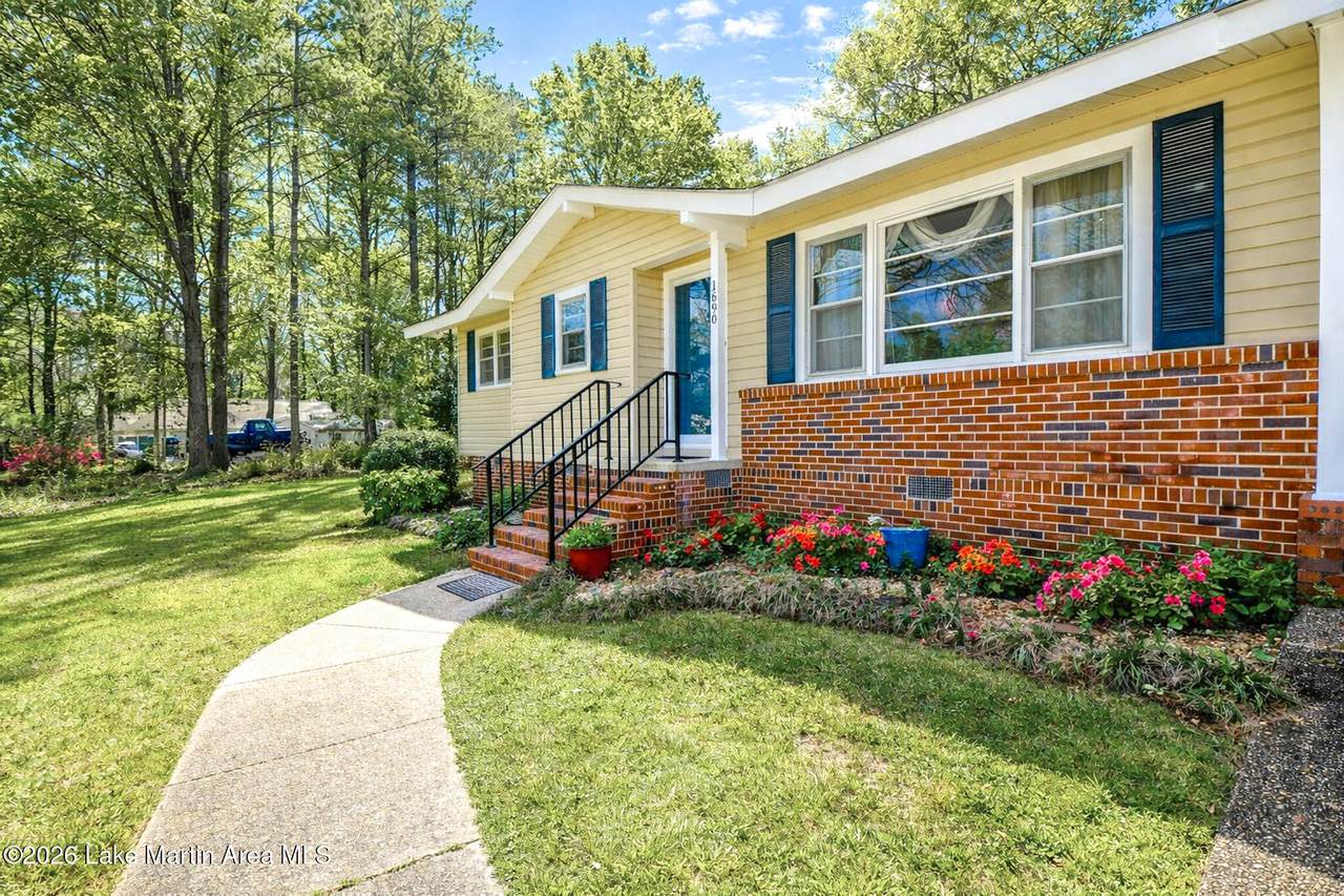 https://bt-photos.global.ssl.fastly.net/lakemartin/1280_boomver_1_26-436-2.jpg