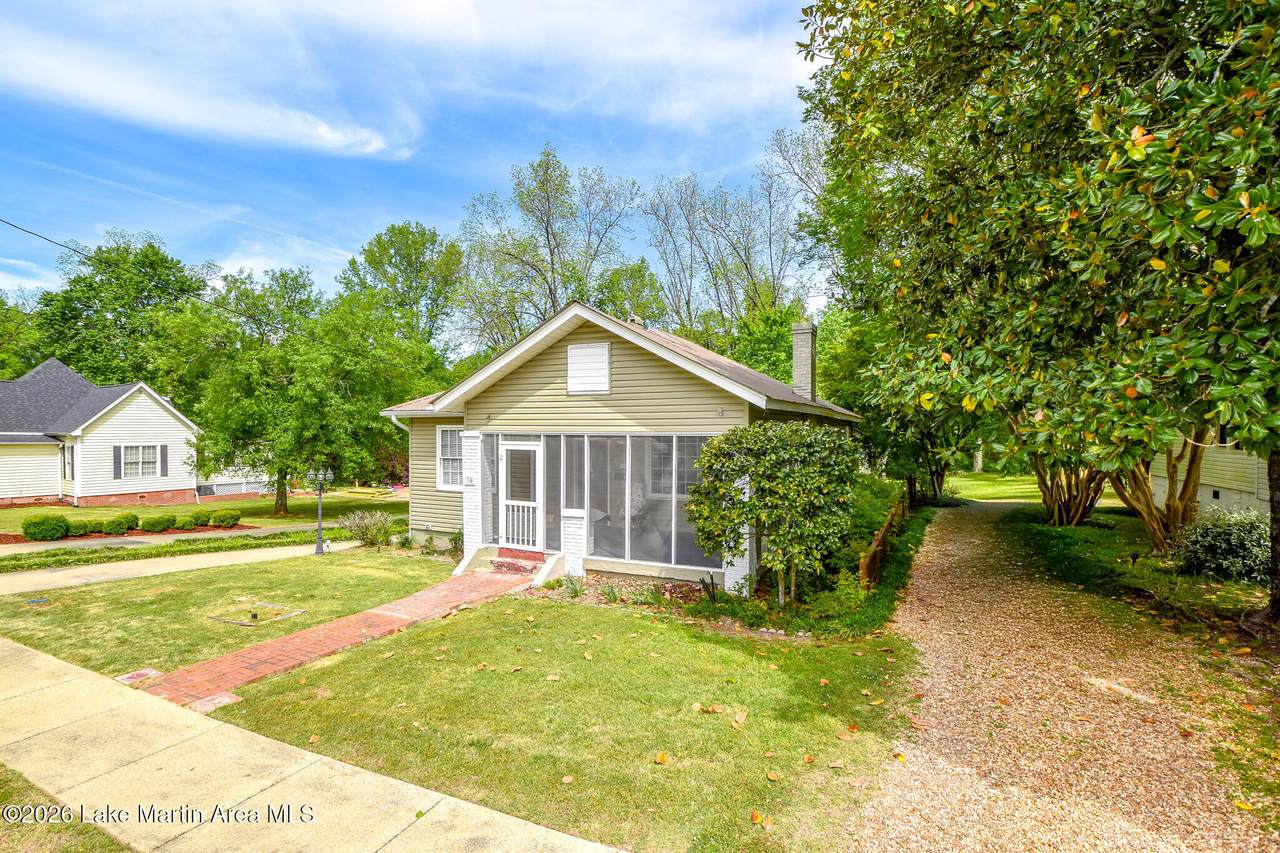 https://bt-photos.global.ssl.fastly.net/lakemartin/1280_boomver_1_26-499-2.jpg