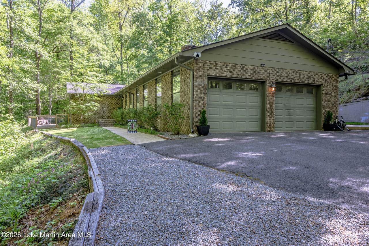 514 Sleepy Hollow Dr - Photo 1