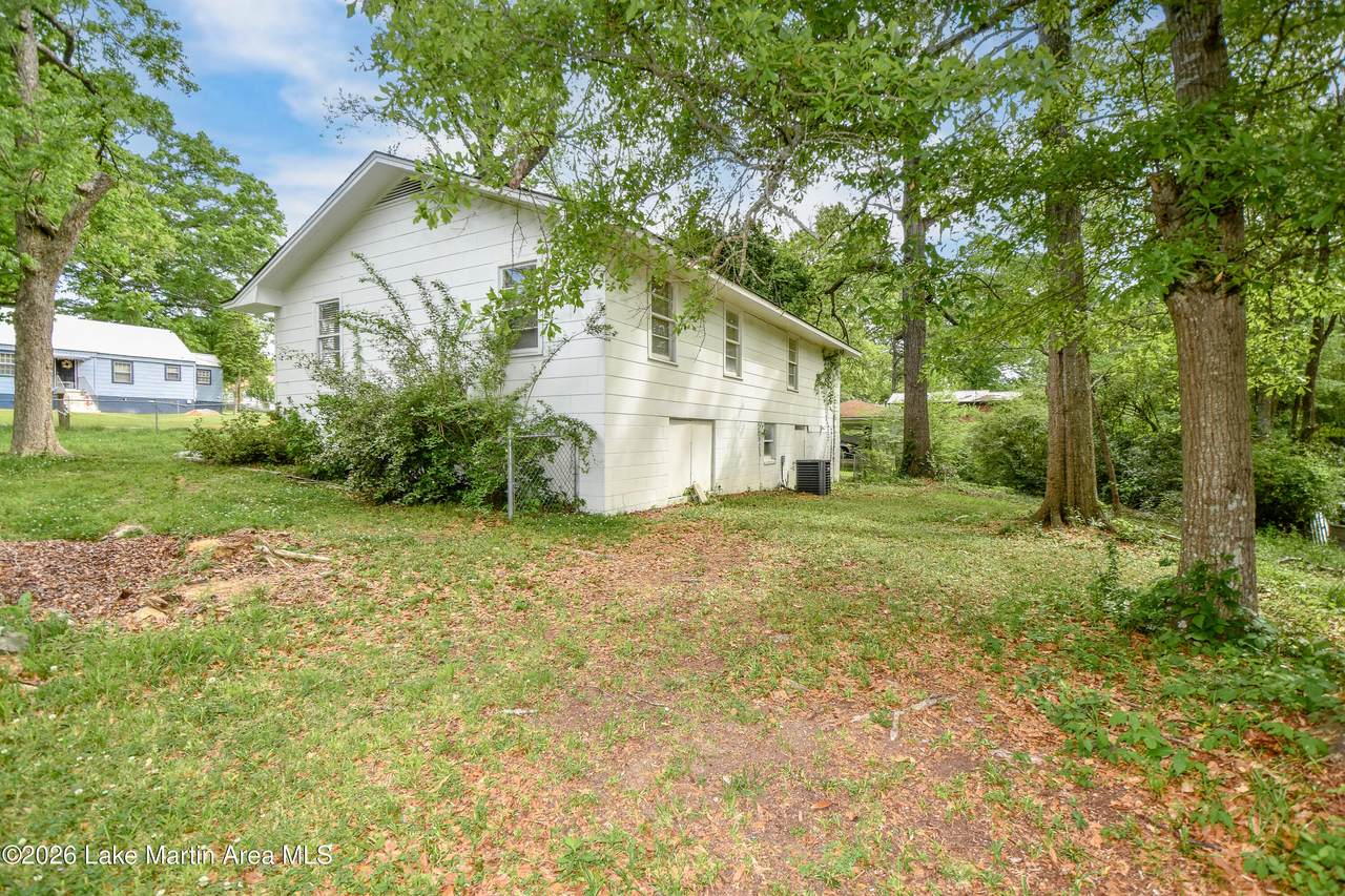 https://bt-photos.global.ssl.fastly.net/lakemartin/1280_boomver_1_26-507-2.jpg