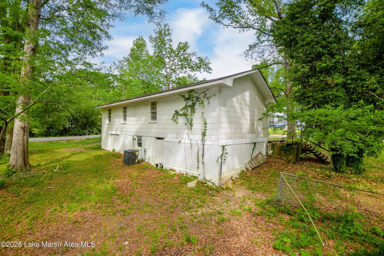 https://bt-photos.global.ssl.fastly.net/lakemartin/1280_boomver_1_26-507-2.jpg