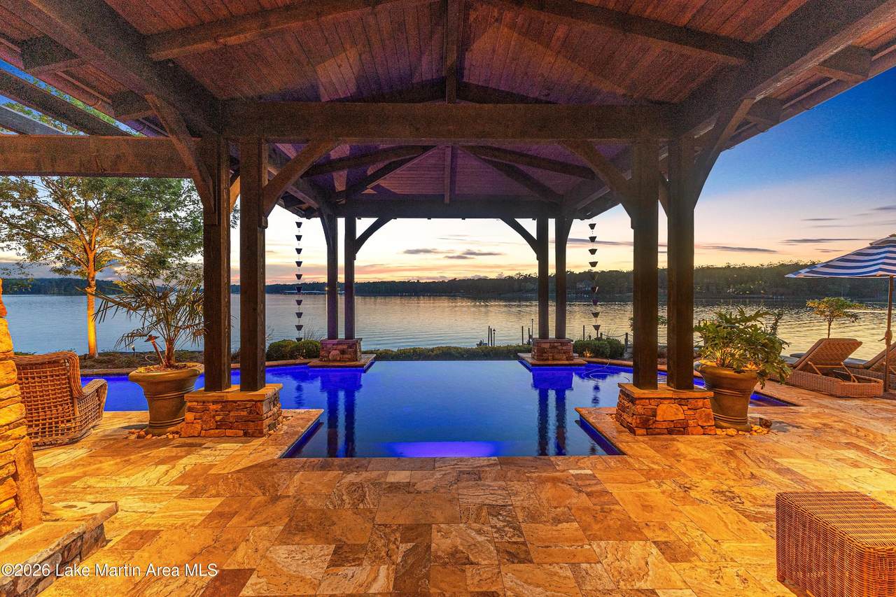https://bt-photos.global.ssl.fastly.net/lakemartin/1280_boomver_1_26-511-2.jpg