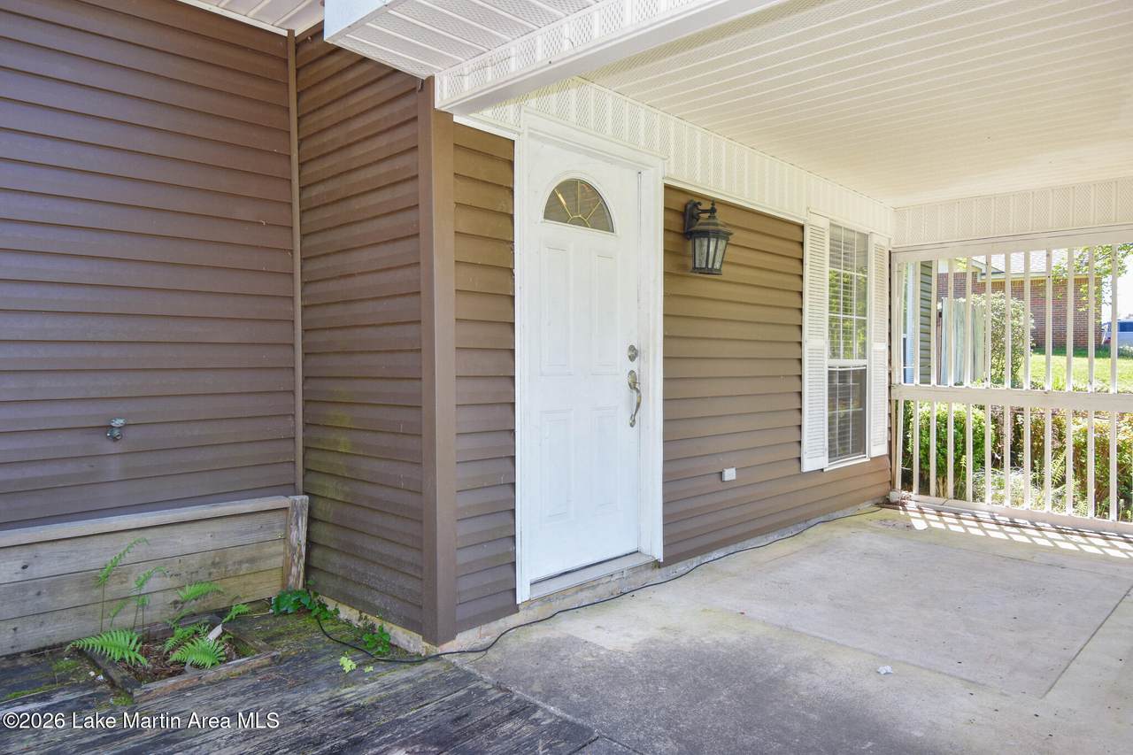 https://bt-photos.global.ssl.fastly.net/lakemartin/1280_boomver_1_26-529-2.jpg